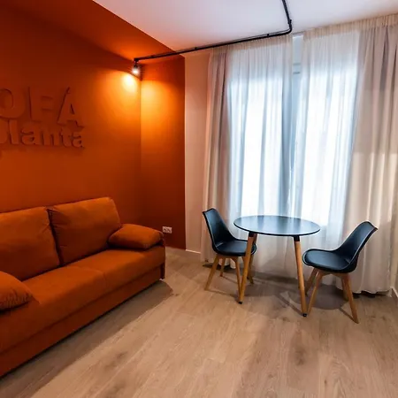 Apartamentos Turisticos De La Bernarda Caces Buitenkant foto